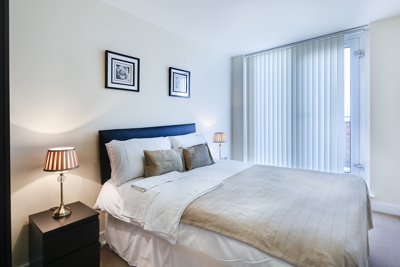 bedroom-4072391_1280